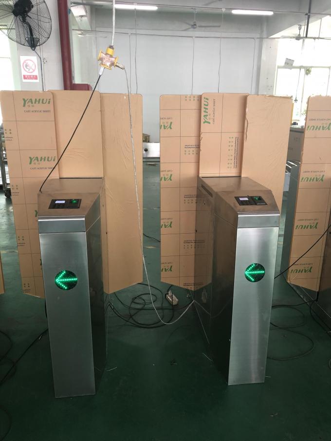Community Glass Swing Turnstile High Speed Customizable Strong Self Protection Ability 510B 2