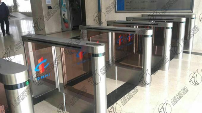 AI Safe Pedestrian Barrier Gate SUS304 With Adjustable Speed 117 3